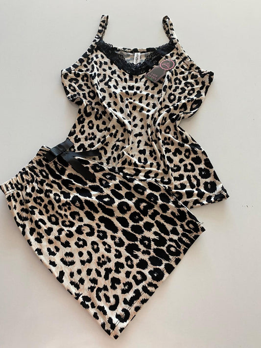Lady Queen - Leopar Desenli - 6016 Likralı Ring Viskon Şort Takım